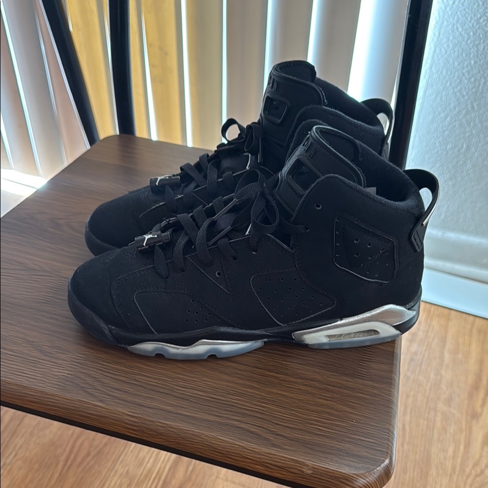 Jordan Retro 6 “Chrome”